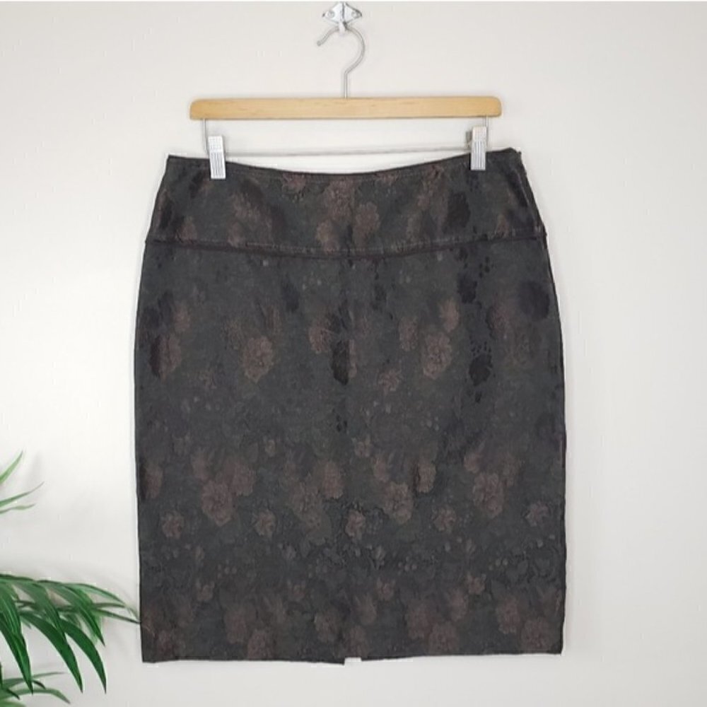 Badgley Mischka | Floral Textured Pencil Skirt